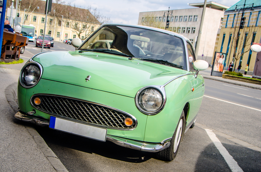 古い車を高く売る ボロボロの車 画像