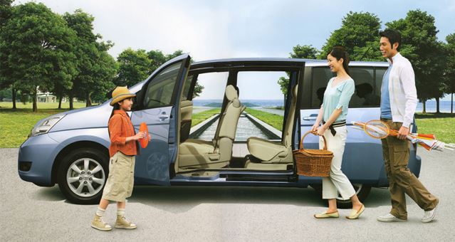 車 買い替え きっかけ 家族