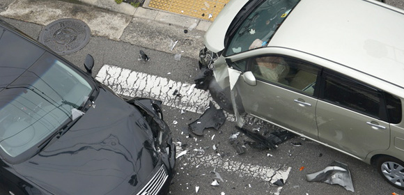 車 買い替え きっかけ 事故